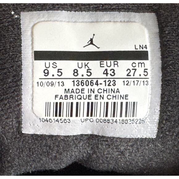 NWOB Nike Air Jordan 3 Retro Infrared 23 White-Black-Gray 136064-123 Size US 9.5 - Picture 7 of 8